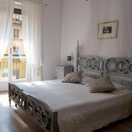 Beautiful Floral Apartment On Navigli Milano Eksteriør billede