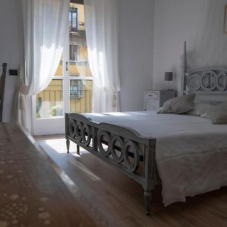 Beautiful Floral Apartment On Navigli Milano Eksteriør billede